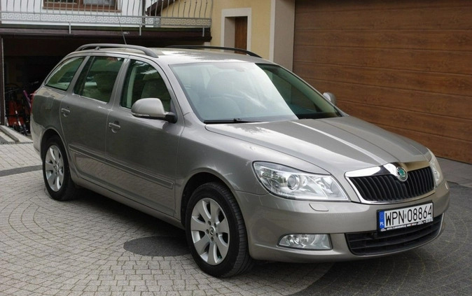 Skoda Octavia cena 23900 przebieg: 189000, rok produkcji 2010 z Mirosławiec małe 232